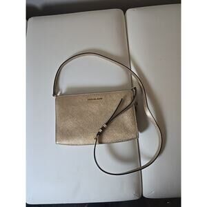 Michael Kors Jet Set Travel Clutch Crossbody Bag Karla Ballet Pink